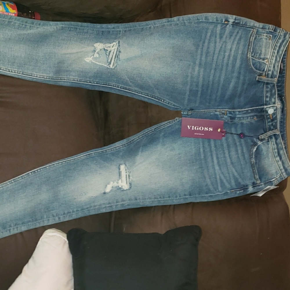 Womans size 31 Vigoss skinny Jean's distressed